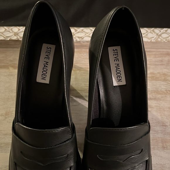 Steve Madden Loafer Block Heels - size 7 - Picture 4 of 6